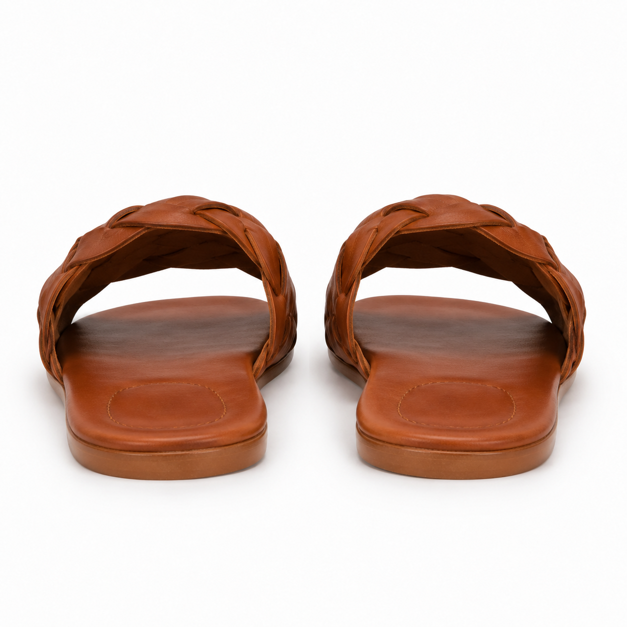 Sandales en cuir tressé pour hommes.