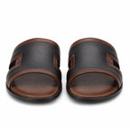 Sandales en cuir noir et marron vue de face