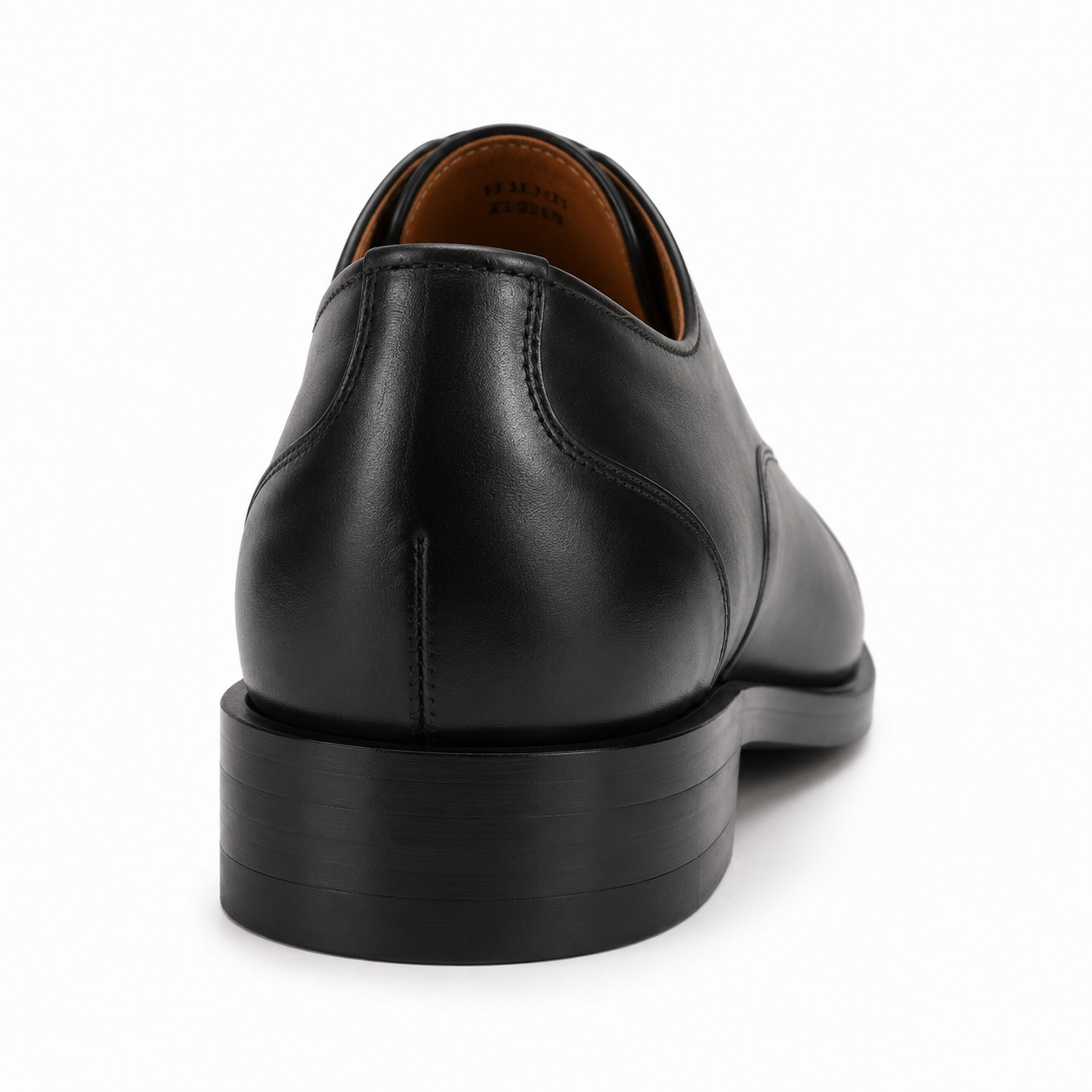 Chaussure Derby en cuir noir détails lacets