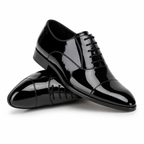 Chaussure habillée en cuir verni noir vue de derrière