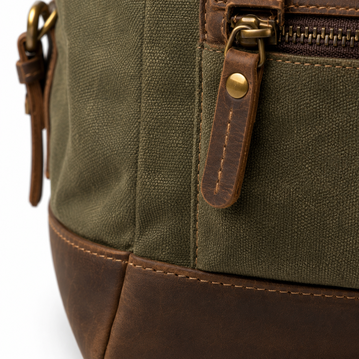 Fermeture du sac à dos en cuir